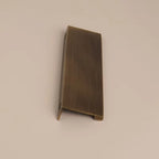Baillie Antique Brass Lip Pull | Top Mount